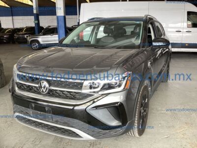 Volkswagen Taos 2023 5p Highline L4/1.4/T Tiptronic