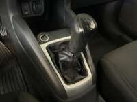 Nissan Versa 2020 4p Sense L4/1.6 Man 2020 Nissan Versa Venta Interiores 10