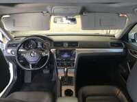 Volkswagen Passat 2016 4p Highline L5/2.5 Tiptronic Línea Nueva 2016 Volkswagen Passat Venta Interiores 24