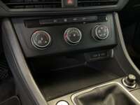 Volkswagen Jetta 2023 4p Trendline L4/1.4/T Aut 2023 Volkswagen Jetta Venta Interiores 10