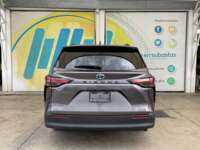 Toyota Sienna 2021 5p XLE Híbrida L4/2.5 CVT 2021 Toyota Sienna Venta Exteriores 6