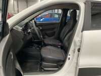 Renault Kwid 2023 5p Iconic L3/1.0 Man  2023 Renault Kwid Venta Interiores 14