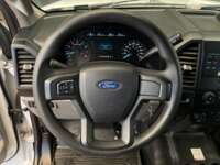 Ford F-150 2019 4p XL Crew Cab 4x2 V6/3.3 Aut 2019 Ford F-150 Venta Interiores 1