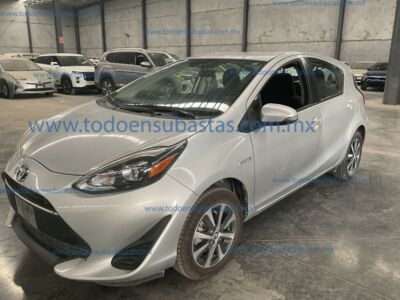 Toyota Prius 2019 5p Base CVT