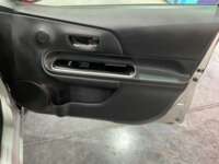 Toyota Prius 2019 5p Base CVT 2019 Toyota Prius Venta Interiores 18