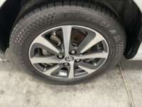 Toyota Prius 2019 5p Base CVT 2019 Toyota Prius Venta Llantas 1