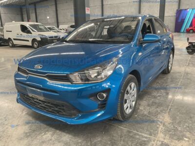 Kia Rio 2021 4p L L4/1.6 Aut 