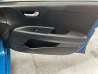Kia Rio 2021 4p L L4/1.6 Aut  2021 Kia Rio Venta Interiores 15