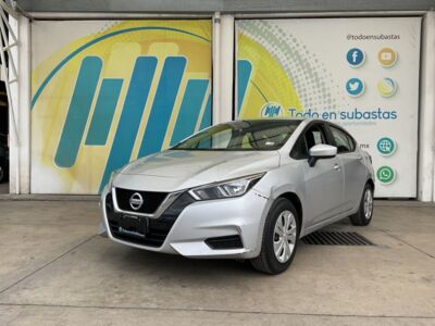 Nissan Versa 2020 4p Sense L4/1.6 CVT Línea Nueva