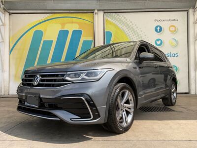 Volkswagen Tiguan 2022 5p R-Line L4/1.4/T DSG