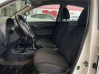 Nissan V-Drive 2020 4p L4/1.6 Man A/A 2020 Nissan V-Drive Venta Interiores 14