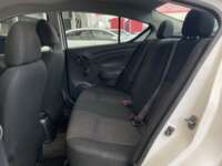 Nissan V-Drive 2020 4p L4/1.6 Man A/A 2020 Nissan V-Drive Venta Interiores 16
