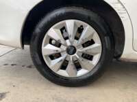 Nissan V-Drive 2020 4p L4/1.6 Man A/A 2020 Nissan V-Drive Venta Llantas 7