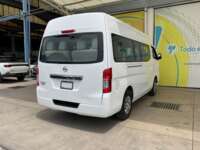 Nissan Urvan 2022 4p Amplia L4/2.5 Man 15/Pas P/Seg 2022 Nissan Urvan Venta Exteriores 5