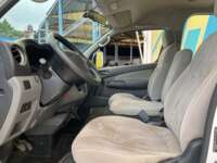 Nissan Urvan 2022 4p Amplia L4/2.5 Man 15/Pas P/Seg 2022 Nissan Urvan Venta Interiores 14