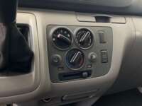 Nissan Urvan 2022 4p Amplia L4/2.5 Man 15/Pas P/Seg 2022 Nissan Urvan Venta Interiores 7