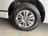 Nissan Urvan 2022 4p Amplia L4/2.5 Man 15/Pas P/Seg 2022 Nissan Urvan Venta Llantas 1