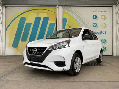 Nissan March 2022 5p Sense L4/1.6 Man