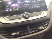 Chevrolet Onix 2024 4p LT L3/1.0/T Aut IMG_3237