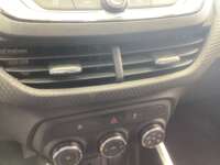 Chevrolet Onix 2024 4p LT L3/1.0/T Aut IMG_3238