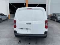 Peugeot Partner 2021 5p L4/1.6/T Diesel Man 2021 Peugeot Partner Venta Exteriores 6