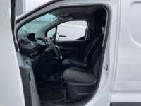 Peugeot Partner 2021 5p L4/1.6/T Diesel Man 2021 Peugeot Partner Venta Interiores 11