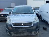 Peugeot Partner 2019 5p L4/1.6/T Diesel Man       2019 Peugeot Partner Ingreso Exteriores 1