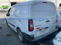 Peugeot Partner 2019 5p L4/1.6/T Diesel Man       2019 Peugeot Partner Ingreso Exteriores 6