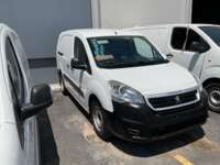 Peugeot Partner 2019 5p L4/1.6/T Diesel Man       2019 Peugeot Partner Venta Exteriores 3
