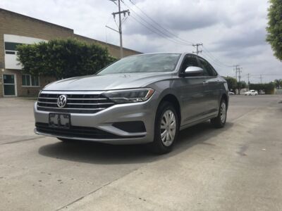 Volkswagen Jetta 2021 4p Comfortline L4/1.4 Tiptronic