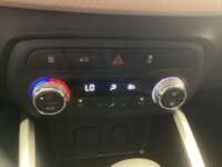Chevrolet Onix 2022 4p Premier L3/1.2/T Aut  2022 Chevrolet Onix Ingreso Interiores 9
