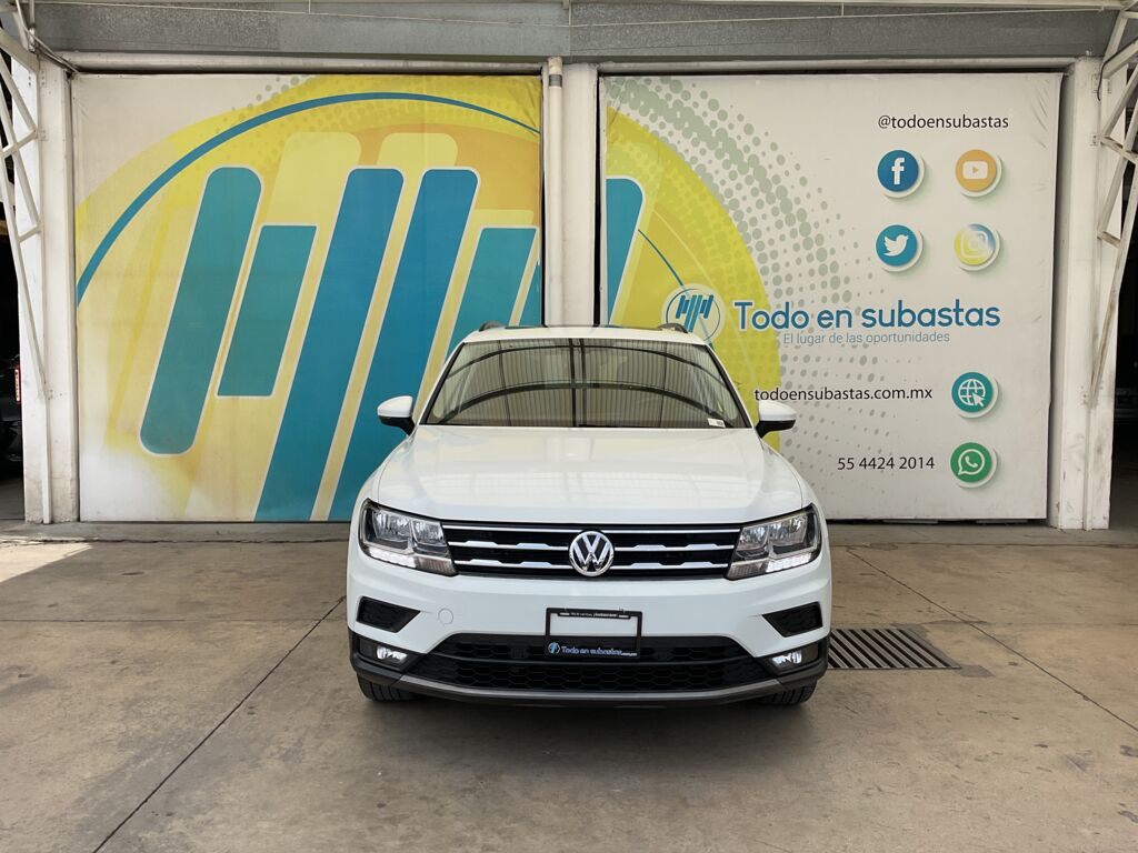 Volkswagen Tiguan 2021 5p Comfortline L4/1.4/T Aut Piel 2021 Volkswagen Tiguan Venta Exteriores 2