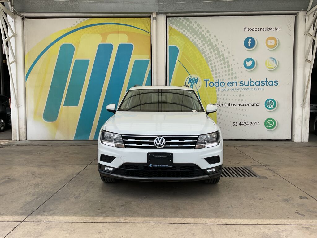 Volkswagen Tiguan 2021 5p Comfortline L4/1.4/T DSG 7/Pas   2021 Volkswagen Tiguan Venta Exteriores 2