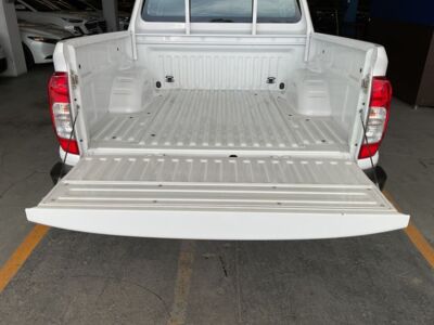 Nissan NP300 Frontier 2023 4p LE L4/2.5 Man
