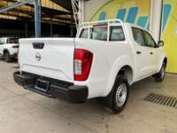 Nissan NP300 Frontier 2023 4p LE L4/2.5 Man 2023 Nissan NP300 Frontier Venta Exteriores 5