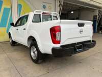 Nissan NP300 Frontier 2023 4p LE L4/2.5 Man 2023 Nissan NP300 Frontier Venta Exteriores 7