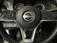 Nissan NP300 Frontier 2023 4p LE L4/2.5 Man 2023 Nissan NP300 Frontier Venta Interiores 13