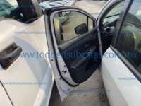 Nissan Versa 2021 4p Sense L4/1.6 Aut IMG_5076
