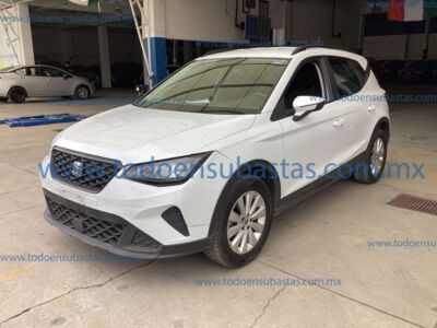 Seat Arona 2023 5p Reference L4/1.6 Tiptronic