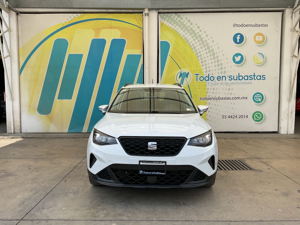 Seat Arona 2023 5p Reference L4/1.6 Tiptronic 2023 Seat Arona Venta Exteriores 2