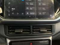 Volkswagen T-Cross 2022 5p Trendline L3/1.0/T Aut 2022 Volkswagen T-Cross Venta Interiores 10