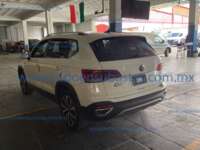 Volkswagen Taos 2023 5p Comfortline L4/1.4/T Tiptronic IMG_5008