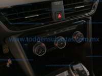 Volkswagen Taos 2023 5p Comfortline L4/1.4/T Tiptronic IMG_5027