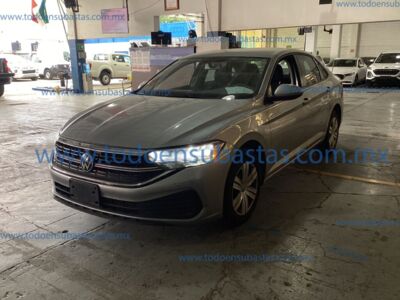 Volkswagen Jetta 2022 4p Trendline L4/1.4/T Tiptronic