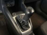 Nissan Versa 2020 4p Sense L4/1.6 Man 2020 Nissan Versa Venta Interiores 10