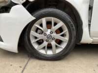 Nissan V-Drive 2022 4p Sense L4/1.6 Man 2022 Nissan V-Drive Venta Llantas 1