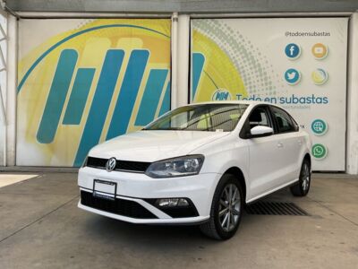 Volkswagen Vento 2021 4p Comfortline Plus L4/1.6 Tiptronic