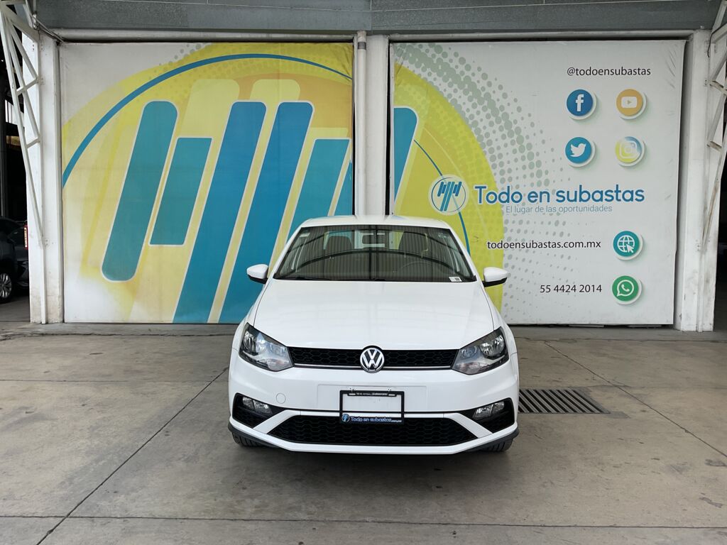 Volkswagen Vento 2021 4p Comfortline Plus L4/1.6 Tiptronic 2021 Volkswagen Vento Venta Exteriores 2