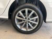 Volkswagen Vento 2021 4p Comfortline Plus L4/1.6 Tiptronic 2021 Volkswagen Vento Venta Llantas 4