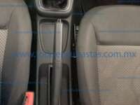 Volkswagen Vento 2022 4p Startline L4/1.6 Man IMG_5376